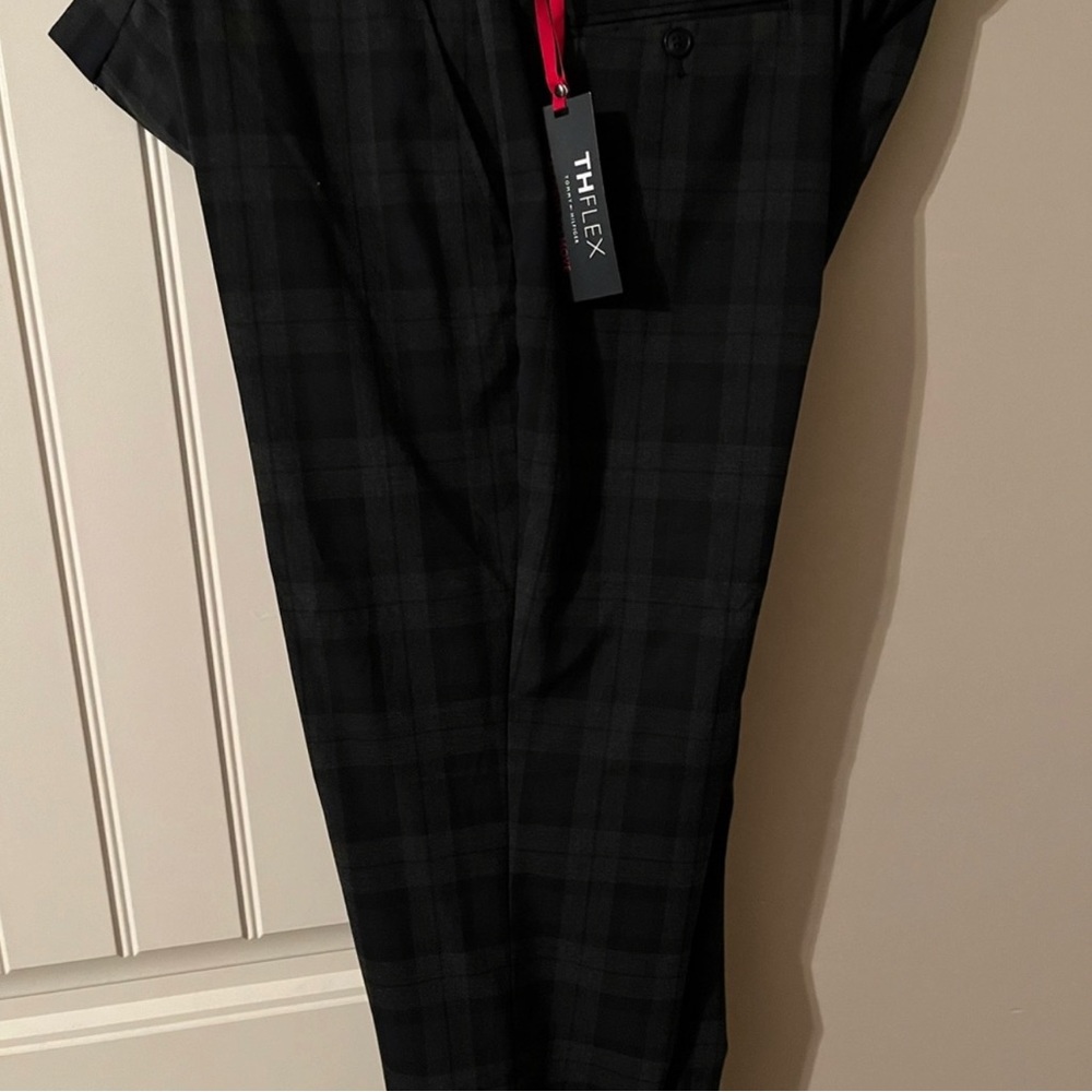 Tommy Hilfiger mens dress pants checkered blue/gray 40X30